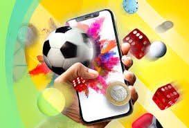 Bàn roulette live và blackjack trong sảnh casino trực tuyến ne88